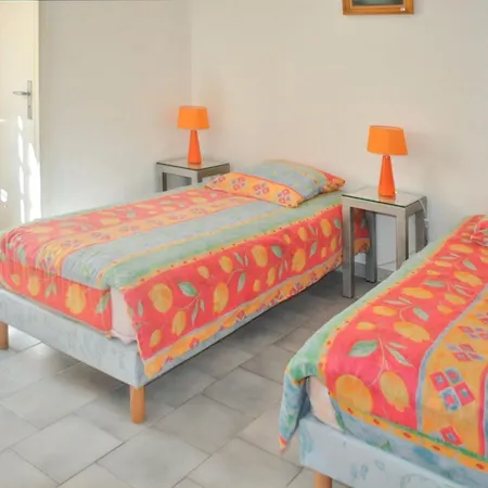 Spacieuse Et Elegante A Avec Piscine Privee * Meynes
