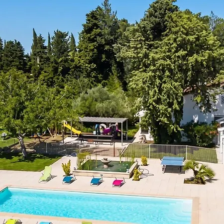 Spacieuse Et Elegante A Avec Piscine Privee